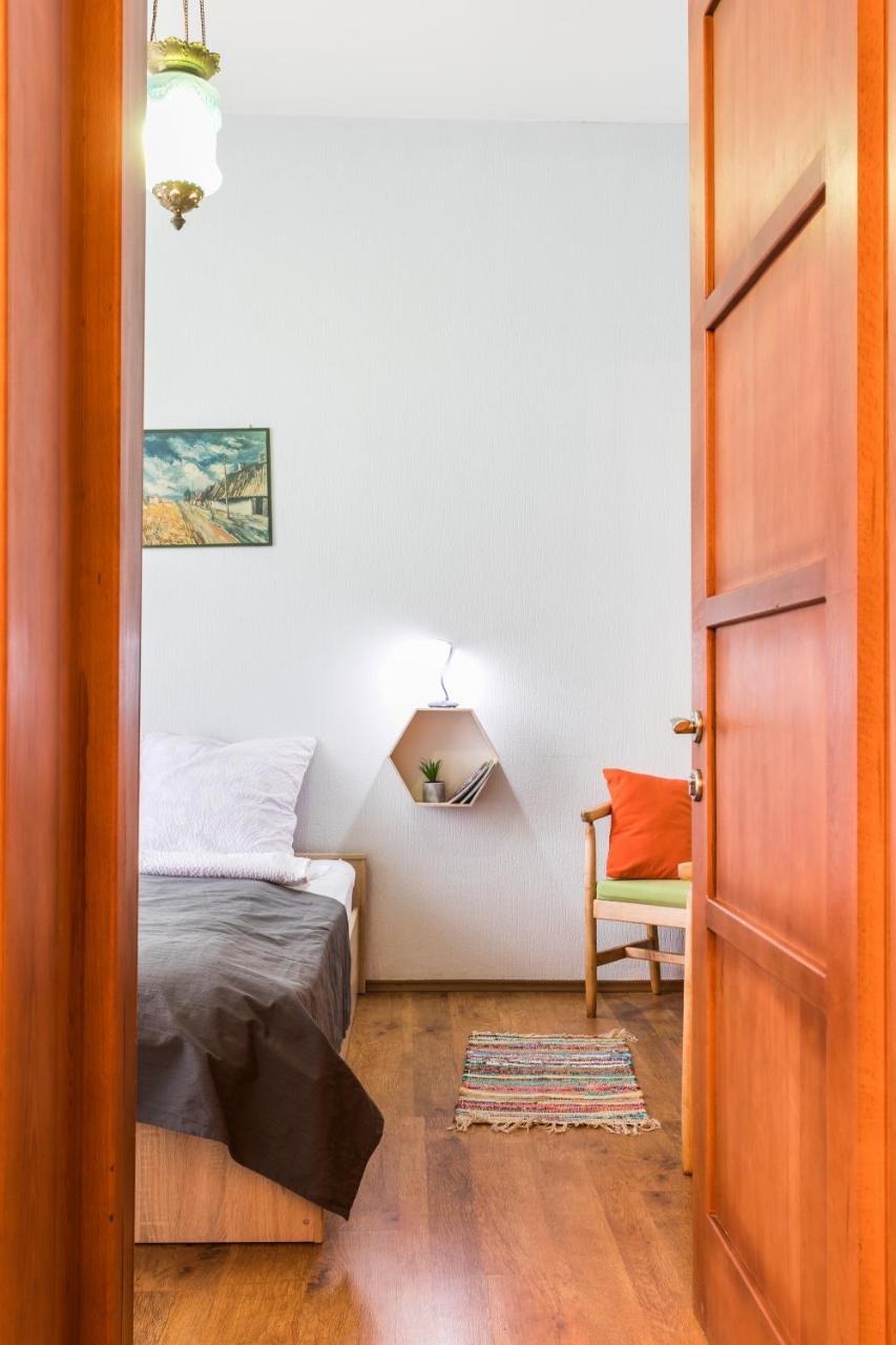 Apartment At 12 Baratashvili Street Tbilisi ภายนอก รูปภาพ